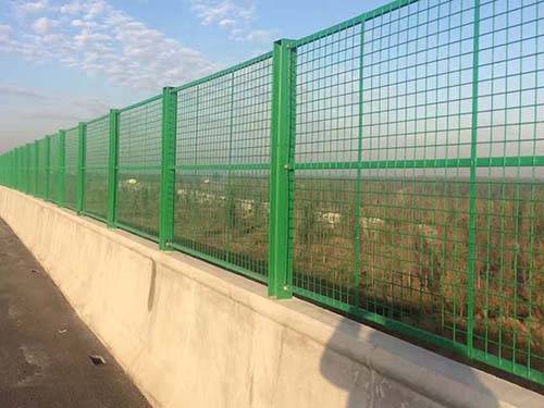 橋梁防拋網(wǎng)圖片2 橋梁防拋網(wǎng)圖片2