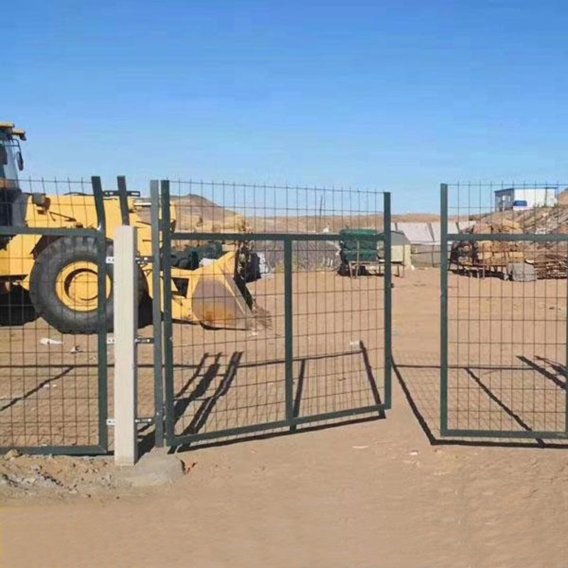 鐵路兩側防護柵欄圖片4 鐵路兩側防護柵欄圖片4