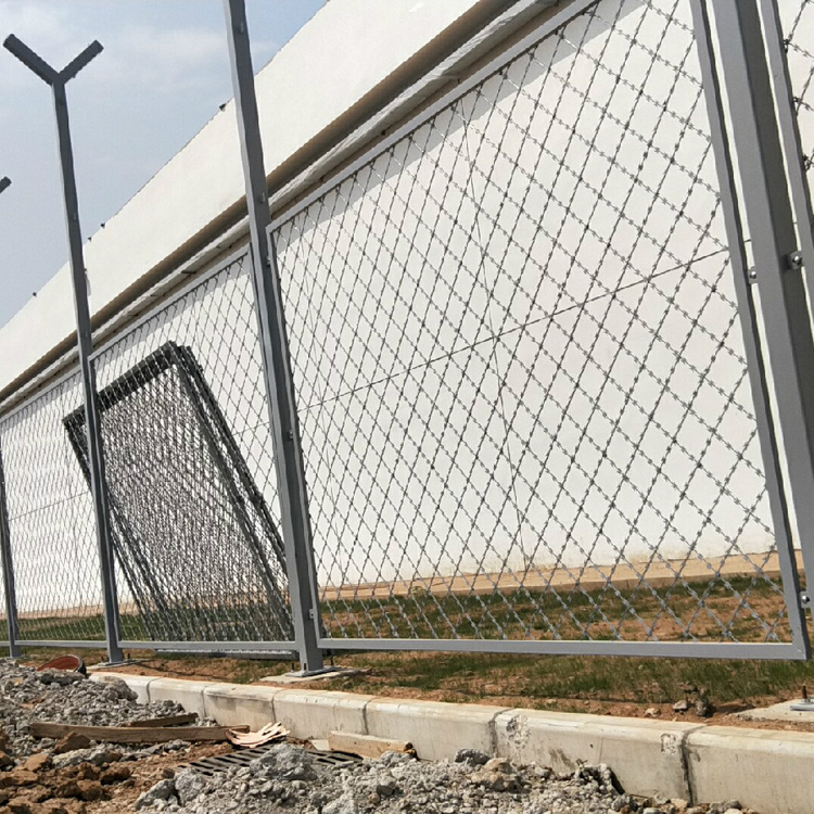 直線型刀片刺網(wǎng)圖片3 直線型刀片刺網(wǎng)圖片3