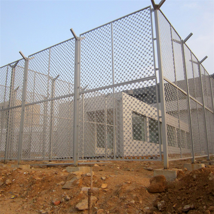 江蘇監獄梅花刺隔離網圖片2