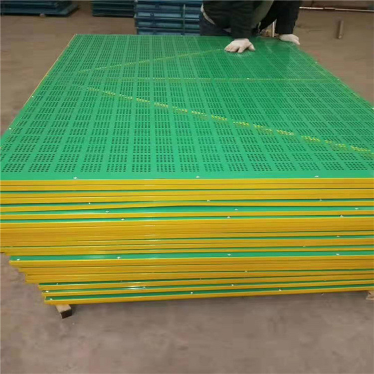 半鋼爬架網圖片4 半鋼爬架網圖片4