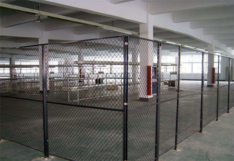 間隔車間隔離網(wǎng)圖片3 間隔車間隔離網(wǎng)圖片3