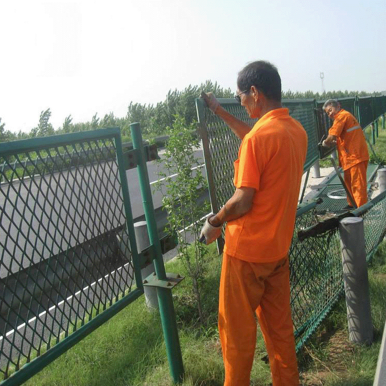 高速公路防眩暈網圖片4 高速公路防眩暈網圖片4