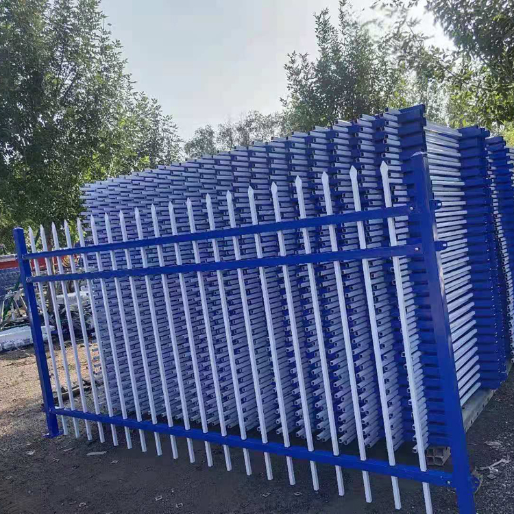 圍墻柵欄組裝過程圖片2 圍墻柵欄組裝過程圖片2