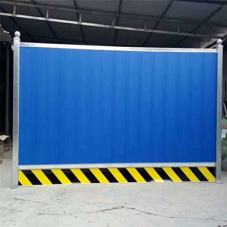 彩鋼瓦施工圍擋圖片1 彩鋼瓦施工圍擋圖片1
