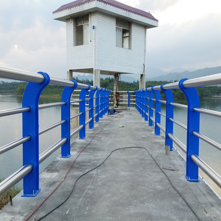 江蘇河道防護欄圖片4