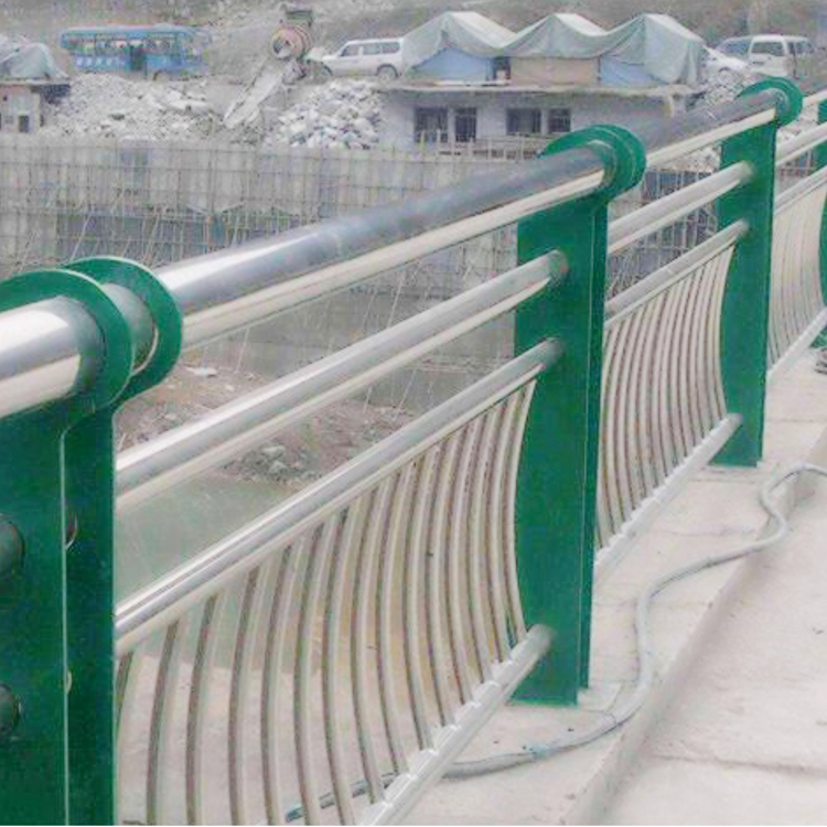 廣東高速橋梁護欄圖片3 廣東高速橋梁護欄圖片3