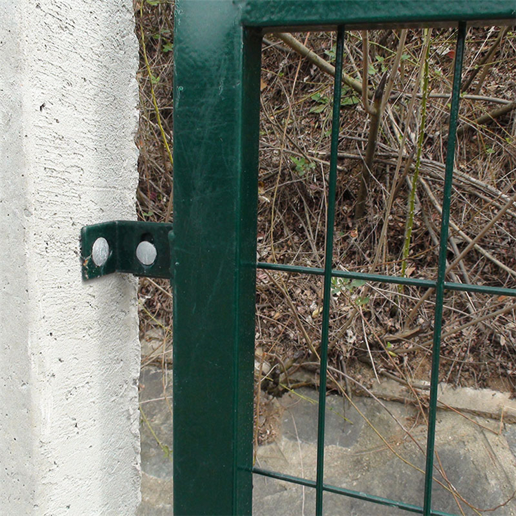 高速鐵路防護柵欄圖片3 高速鐵路防護柵欄圖片3