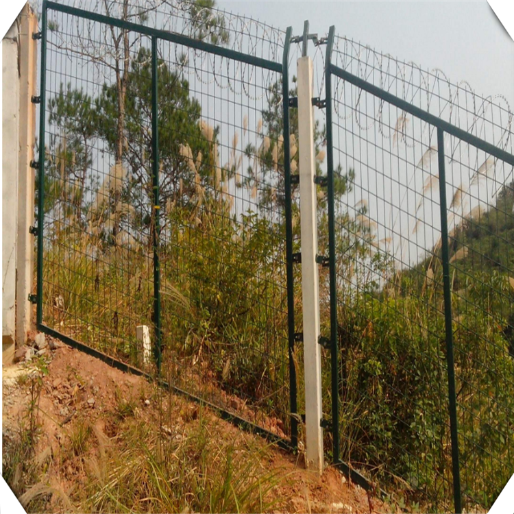 鐵路沿線隔離網圖片3 鐵路沿線隔離網圖片3