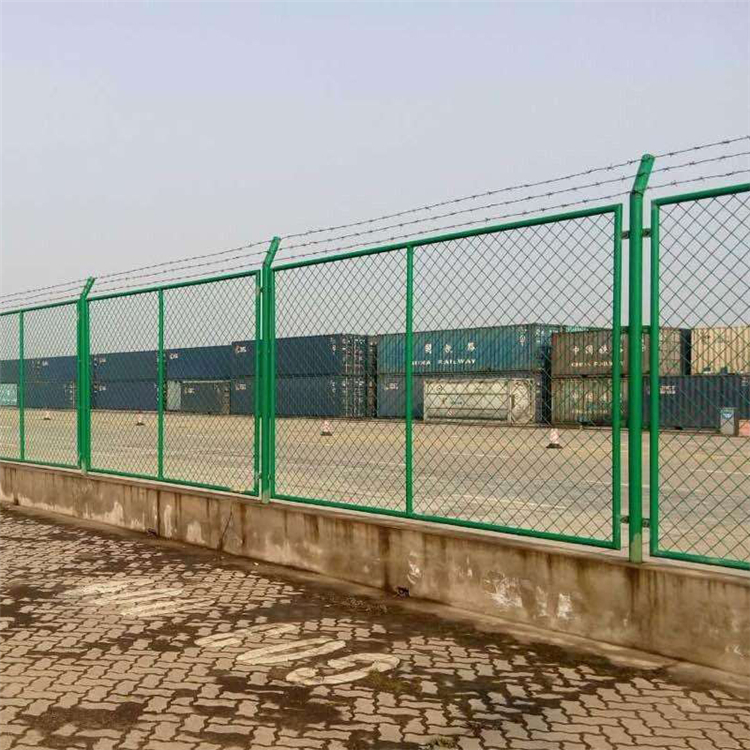 江蘇水庫防護護欄網圖片1