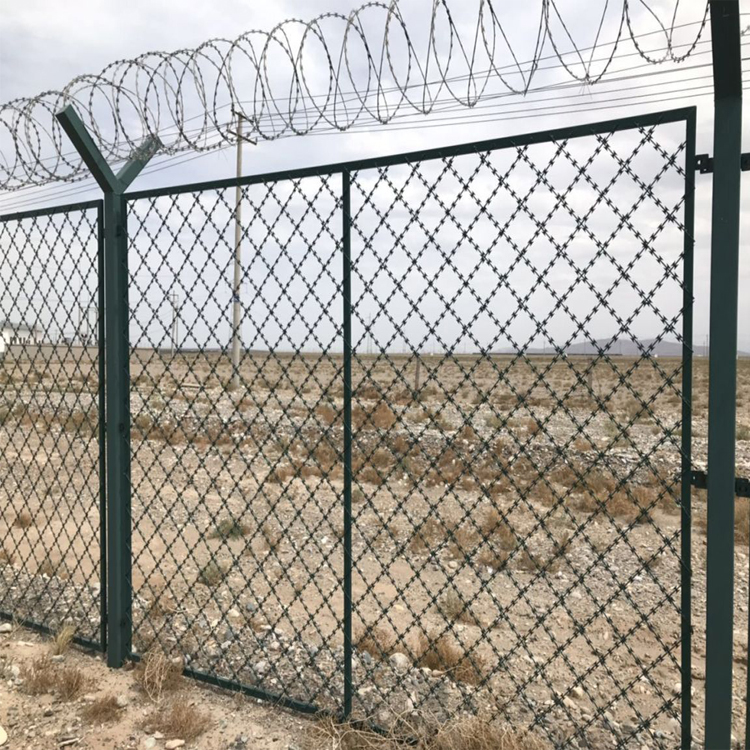 景區(qū)邊框護欄網(wǎng)圖片2 景區(qū)邊框護欄網(wǎng)圖片2