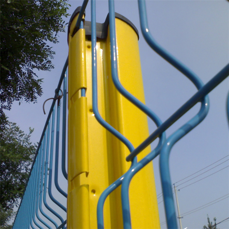 桃型柱加強折彎圍欄