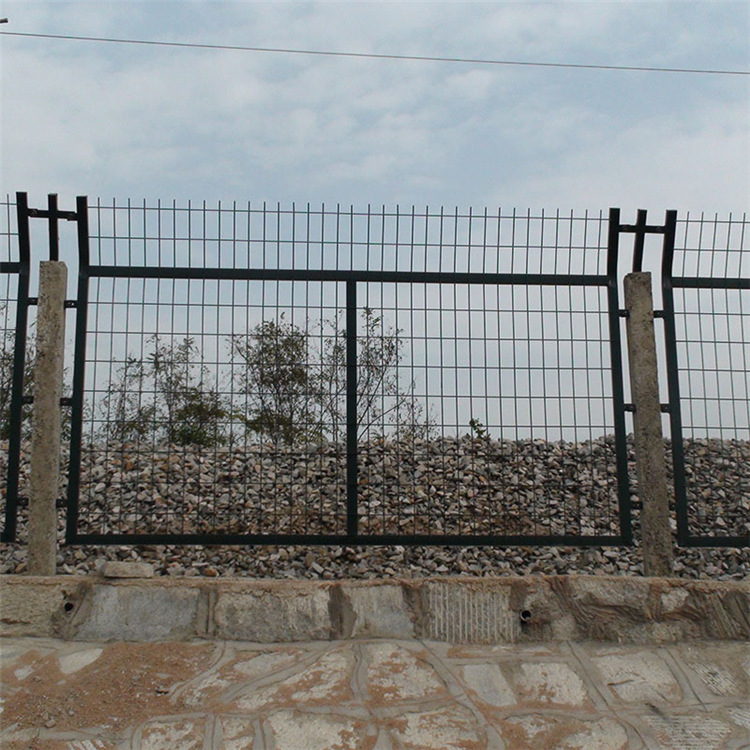 鐵路兩側護欄網圖片4