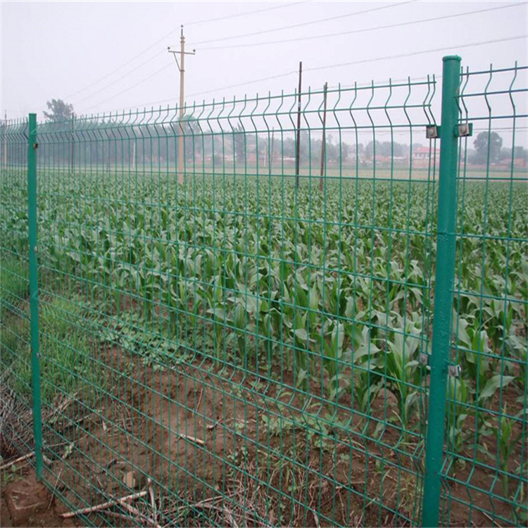 圈山防護隔離網圖片2