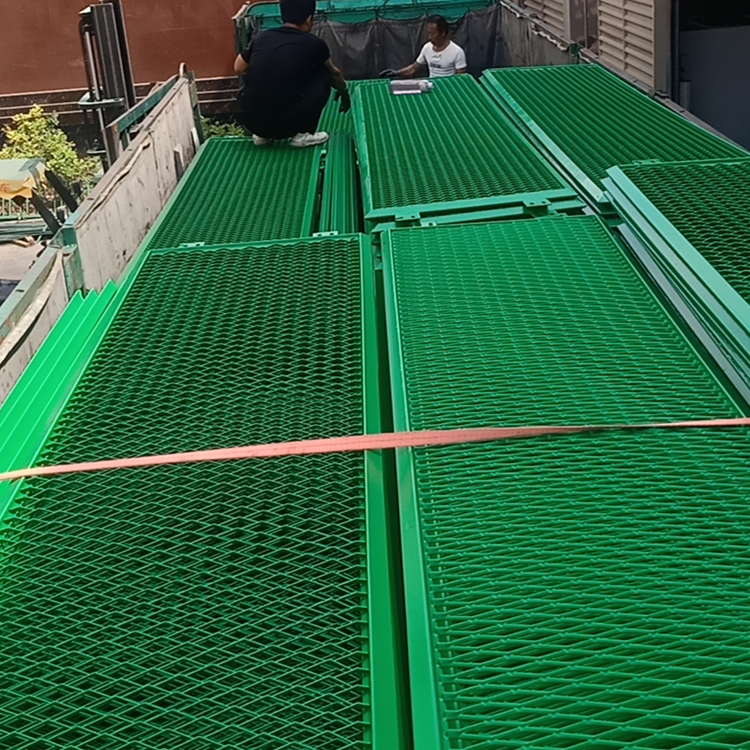 高速公路防眩網(wǎng)防眩性能圖片2 高速公路防眩網(wǎng)防眩性能圖片2