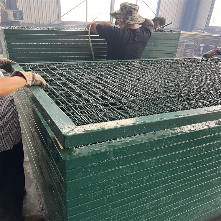 ?機場隔離柵圍界網產品介紹圖片4 ?機場隔離柵圍界網產品介紹圖片4