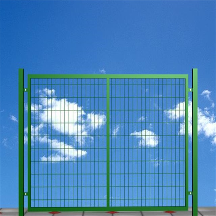 水庫(kù)安全防護(hù)圍欄的技術(shù)要求圖片1 水庫(kù)安全防護(hù)圍欄的技術(shù)要求圖片1