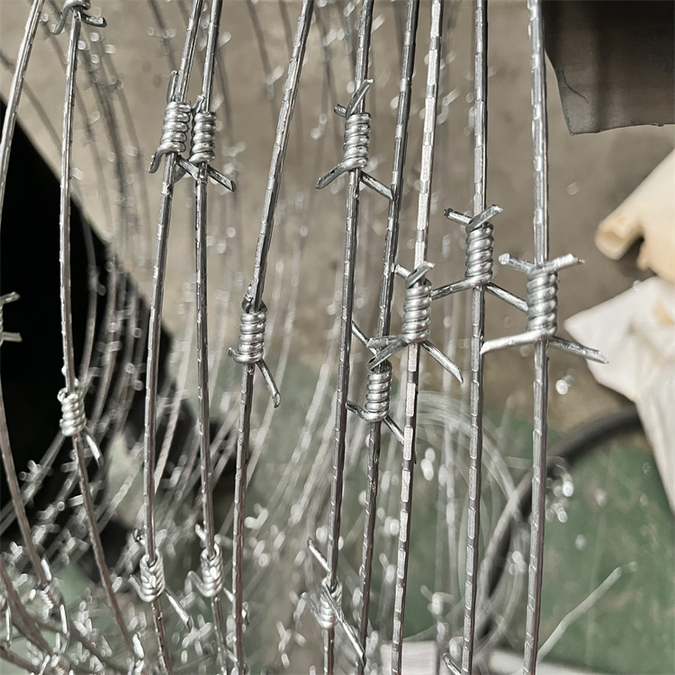 機(jī)場鋁包鋼圍欄網(wǎng)的特性圖片2 機(jī)場鋁包鋼圍欄網(wǎng)的特性圖片2