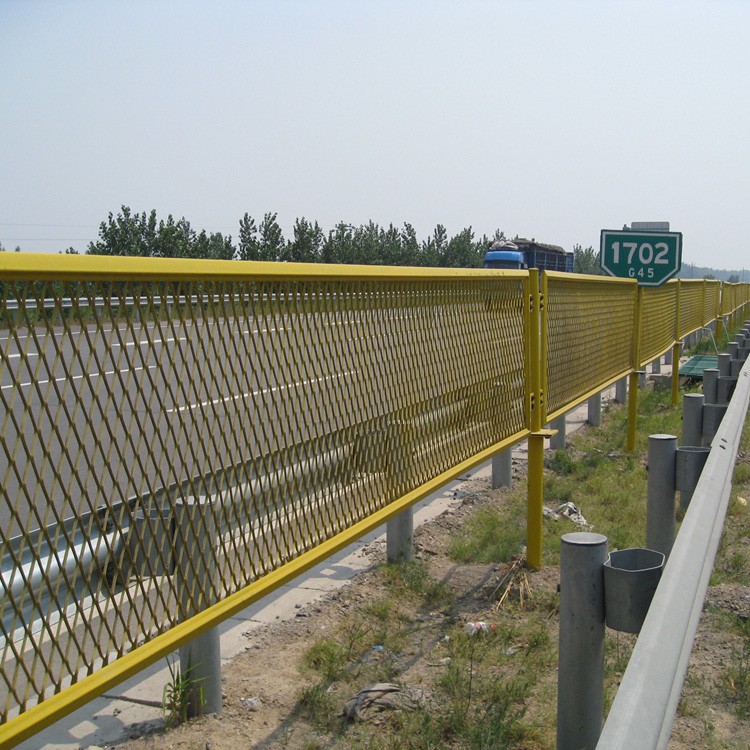 高速公路防眩網驗收標準圖片4 高速公路防眩網驗收標準圖片4