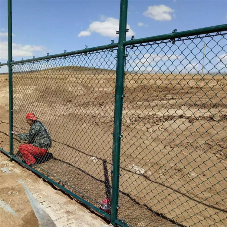 籃球場地圍網價格圖片1 籃球場地圍網價格圖片1