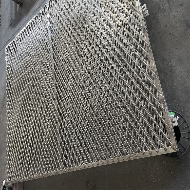 監(jiān)獄鋼網(wǎng)墻用途及簡(jiǎn)介圖片4 監(jiān)獄鋼網(wǎng)墻用途及簡(jiǎn)介圖片4