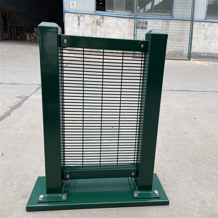 監(jiān)獄隔離網(wǎng)各種型號的不同選擇圖片3 監(jiān)獄隔離網(wǎng)各種型號的不同選擇圖片3