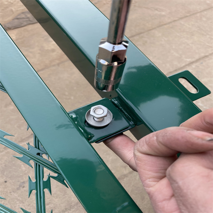 監獄外墻金屬隔離網安裝示意圖圖片2