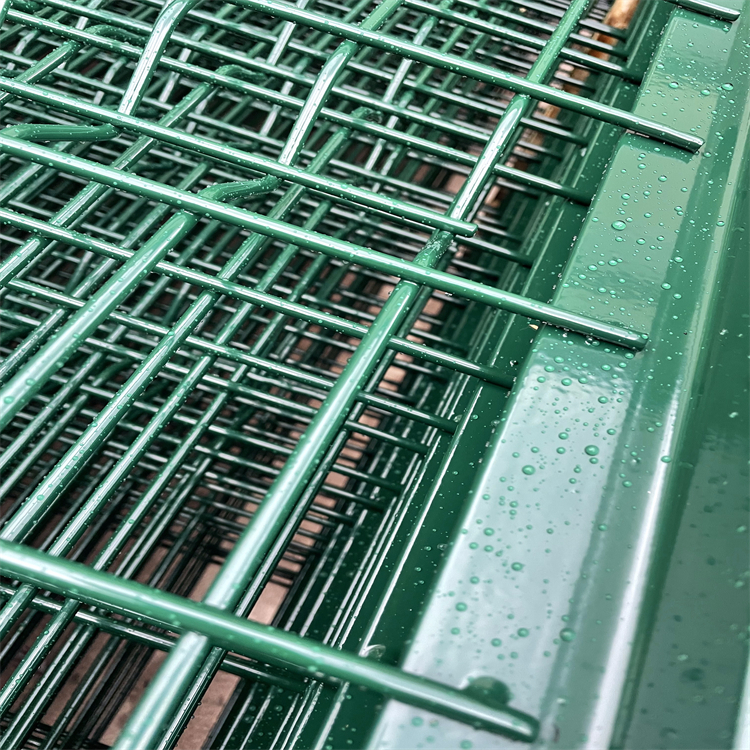 江蘇機(jī)場(chǎng)監(jiān)獄鋼筋隔離網(wǎng)圖片3 江蘇機(jī)場(chǎng)監(jiān)獄鋼筋隔離網(wǎng)圖片3