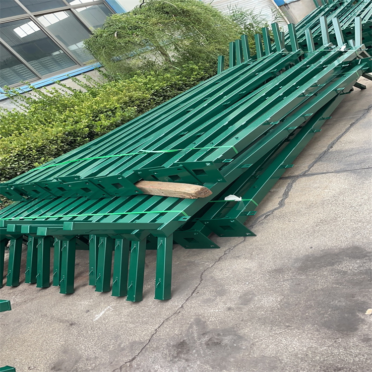 監獄鋼板菱形網孔鋼網墻圖片4